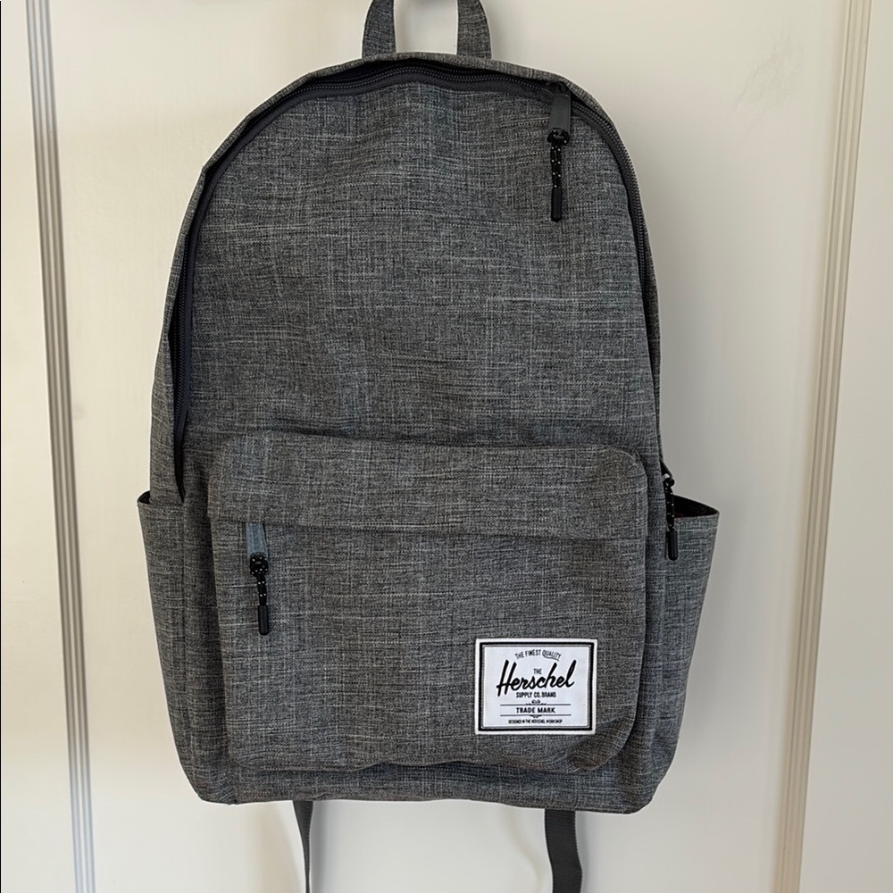 Herschel Supply Company Gray Backpack Versatile Design